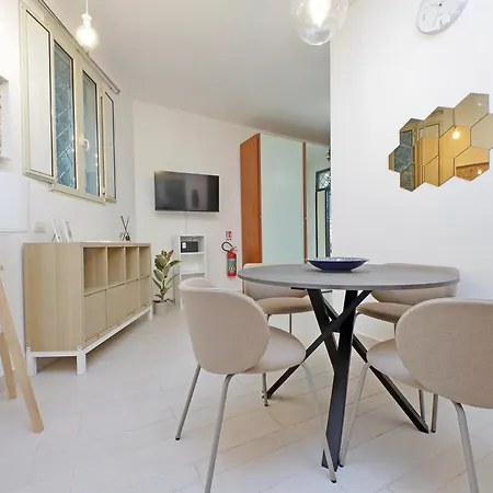 Apartament La Corte Di San Paolo By Domusdimore *